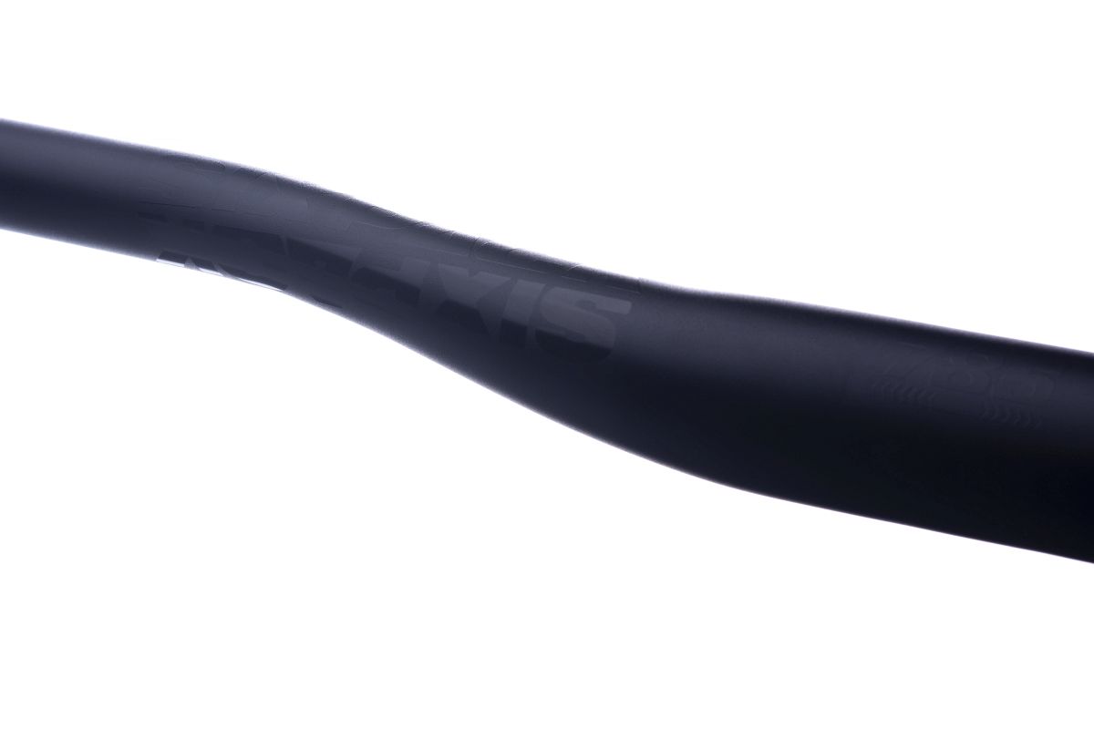 Sixpack Vertic Fahrrad Lenker 785mm x 31.8mm / 35mm stealth schwarz