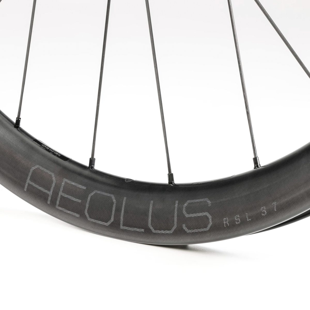 Bontrager Aeolus RSL 37 TLR Disc Carbon Rennrad HInterrad Shimano HG 9/10/11 schwarz