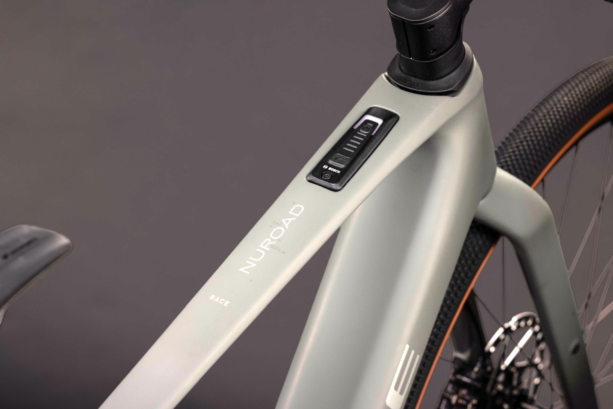 Cube Nuroad Hybrid C:62 Race 400X 28'' Carbon E-Bike Gravel Pedelec oldgrey/grey 2027