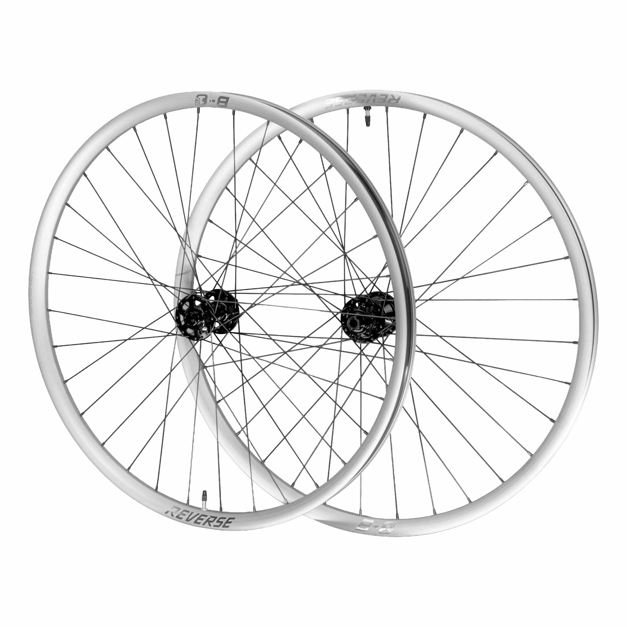 Reverse Black ONE EVO Boost 15x110/148x12 Base Nabe Shimano HG 27.5"/27.5" MTB Laufradsatz silberfarben