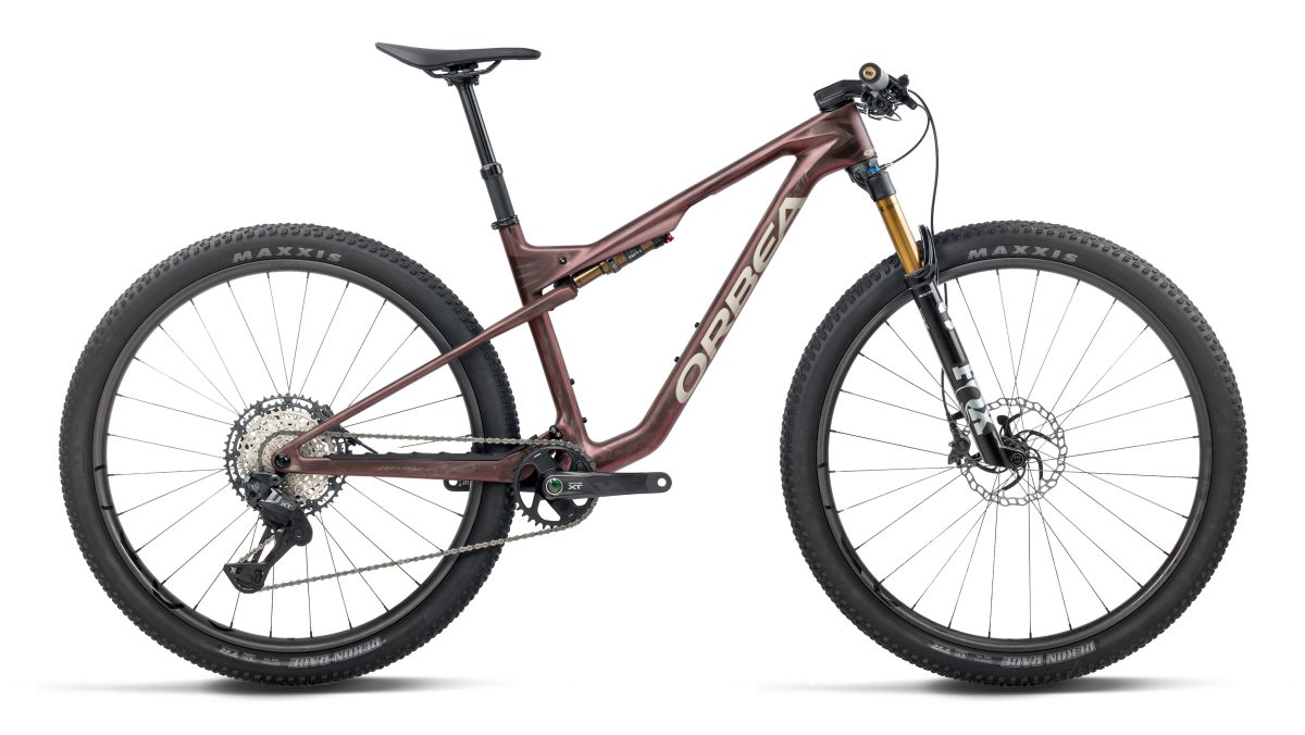 Orbea Oiz M10 29'' Carbon MTB Fahrrad burning ashes c. view/ivory white 2027