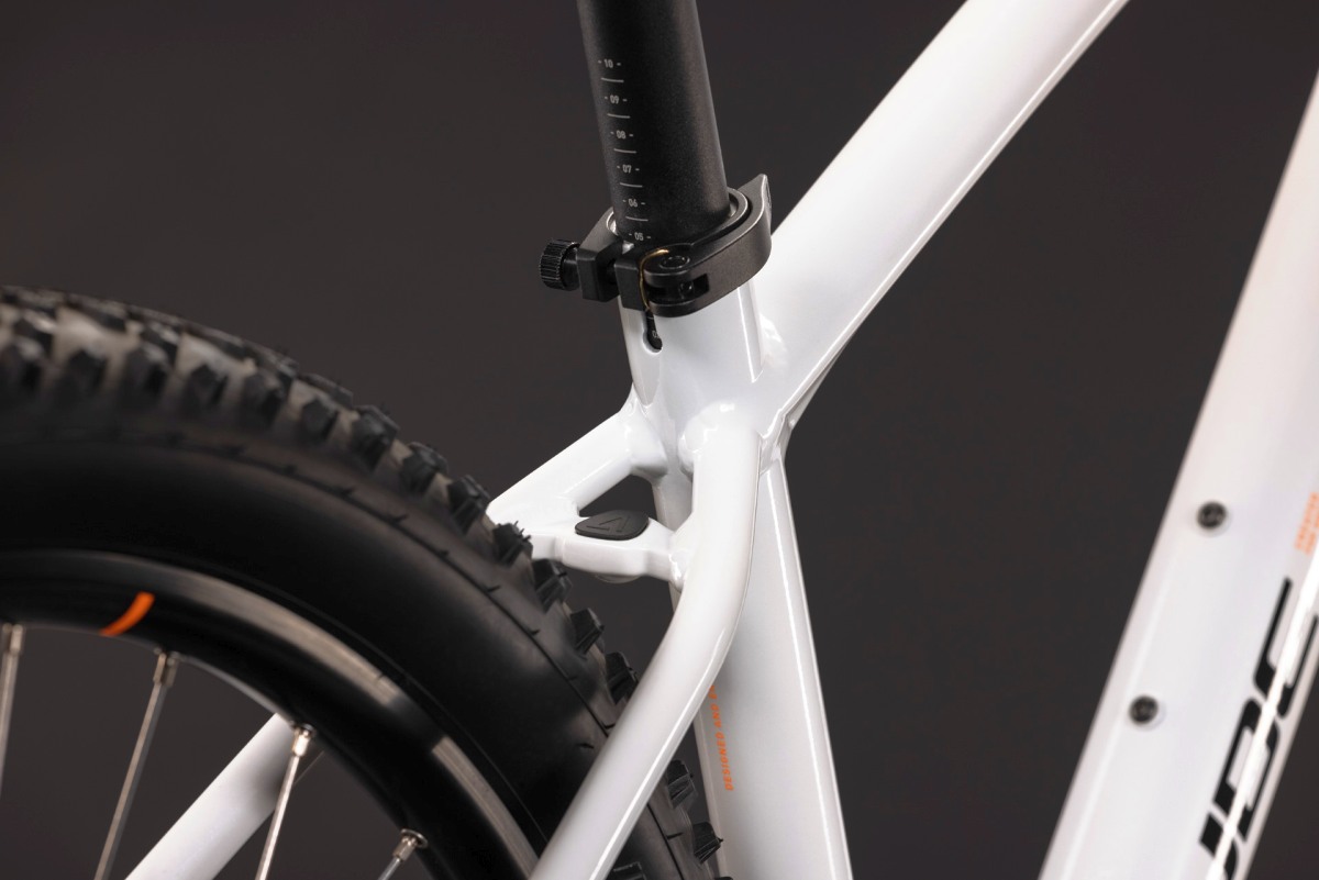 Cube Aim ONE 27.5'' / 29'' MTB Fahrrad metallicwhite/black 2027
