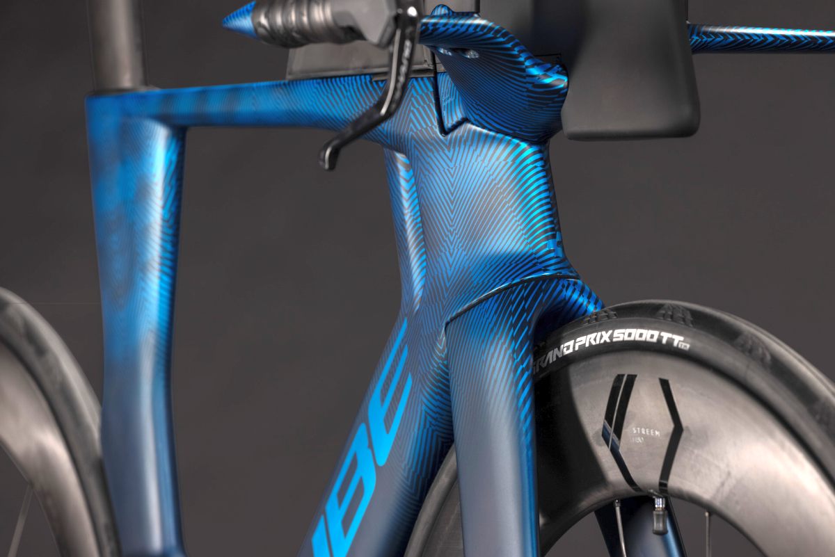 Cube Aerium C:68X SLT Carbon Triathlon Fahrrad liquidbluegrid/chrome 2027