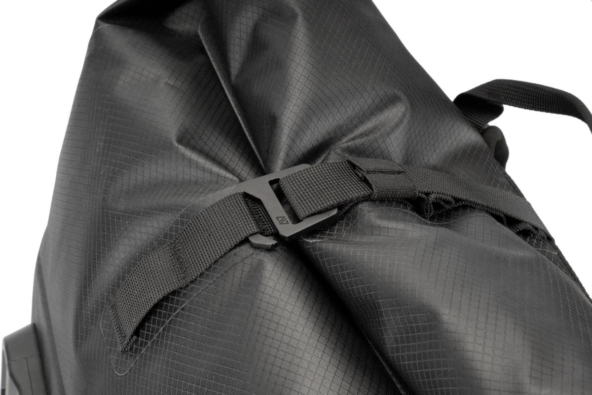 Acid Flip Flop 25 CILink Gepäckträgertasche / Rucksack schwarz