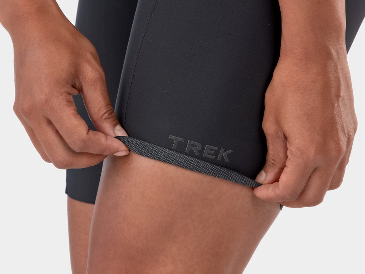 Trek Velocis Damen Fahrrad Trägerhose kurz schwarz 2025