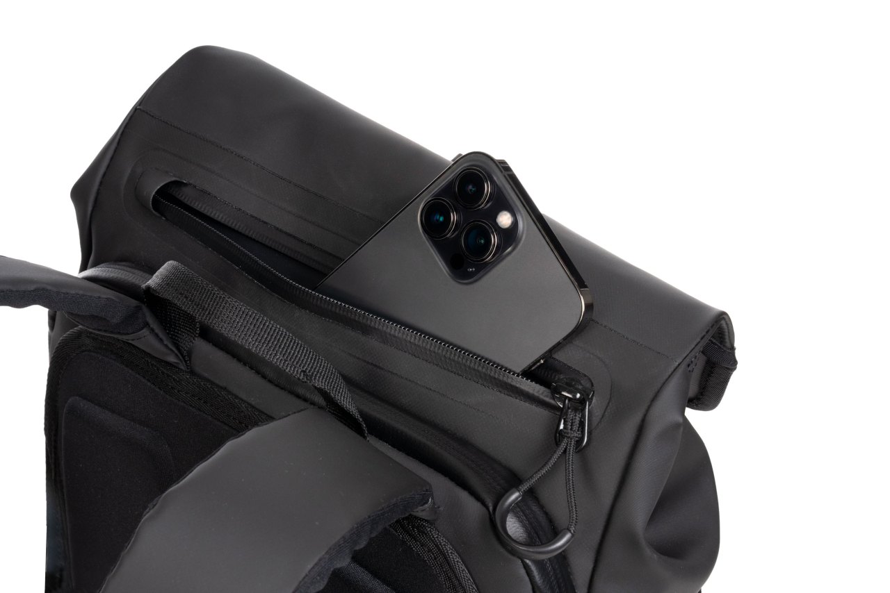 Cube Travel 18 Fahrradrucksack schwarz