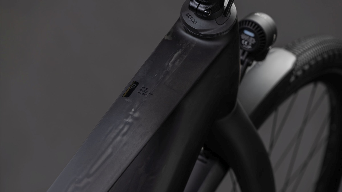 Cube Kathmandu Hybrid C:62 SLX 400X 28'' Carbon E-Bike Trekking Pedelec liquidblack/bluedust 2026