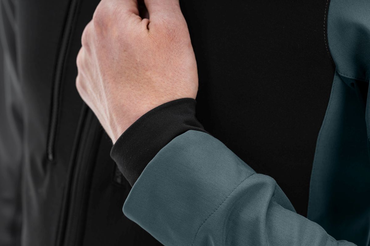 Cube Blackline Softshell Fahrrad Jacke schwarz/grau 2027