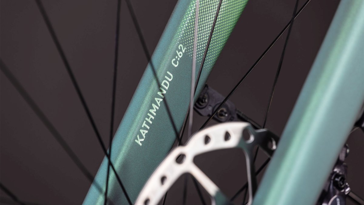 Cube Kathmandu Hybrid C:62 SLT 400X 28'' Carbon E-Bike Trekking Pedelec seafoam/chrome 2026