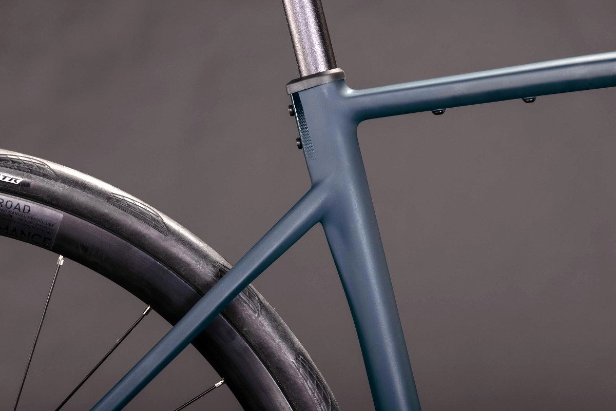 Cube Attain SLX Rennrad black/chrome 2027