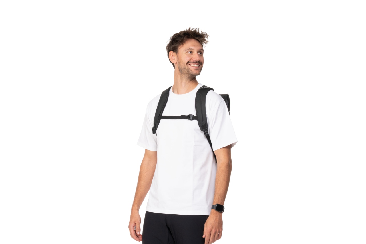 Cube Travel 18 Fahrradrucksack schwarz