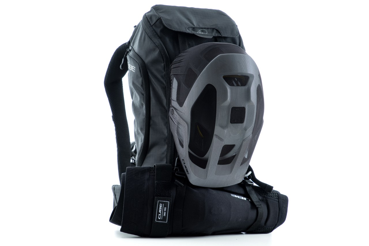 Cube ATX 22 Fahrrad Rucksack schwarz