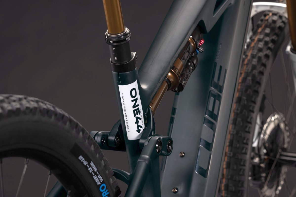 Cube Stereo Hybrid ONE44 HPC AT 800 27.5'' / 29'' Carbon E-Bike MTB Pedelec carbon/white 2027
