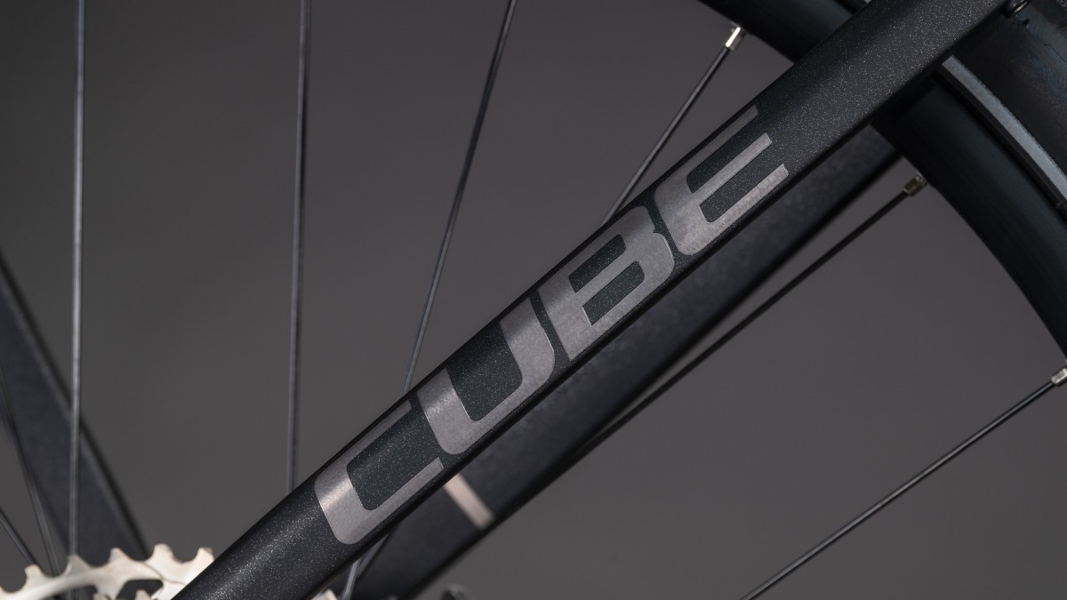 Cube Kathmandu Hybrid SLX 800 28'' E-Bike Trekking Pedelec silverdust/chrome 2026