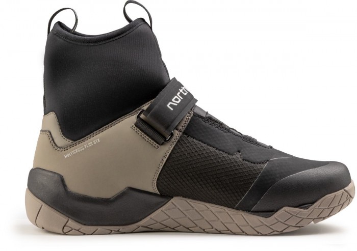 Northwave Multicross Plus GTX MTB Winter Fahrrad Schuhe schwarz/sandfarben 2026 