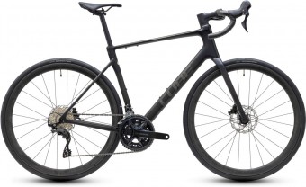 Cube Attain C:62 Race Carbon Rennrad carbon/coalchrome 2027 