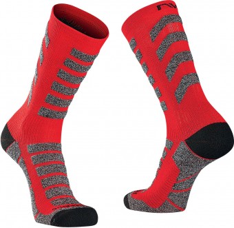 Northwave Husky Ceramic High Winter Fahrrad Socken rot/grau 2024 